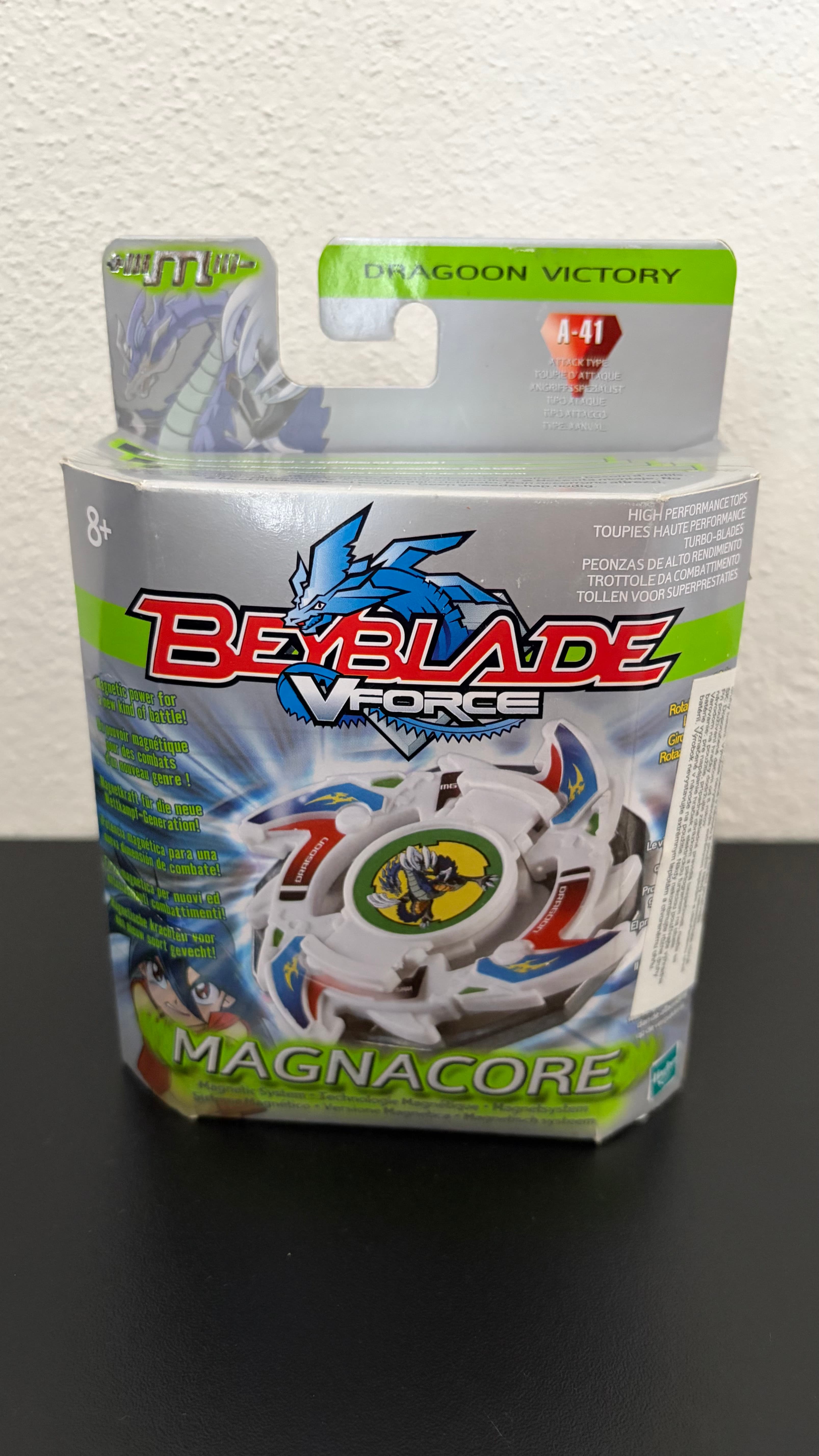 Beyblade Griffolyon 2 v originálním balení